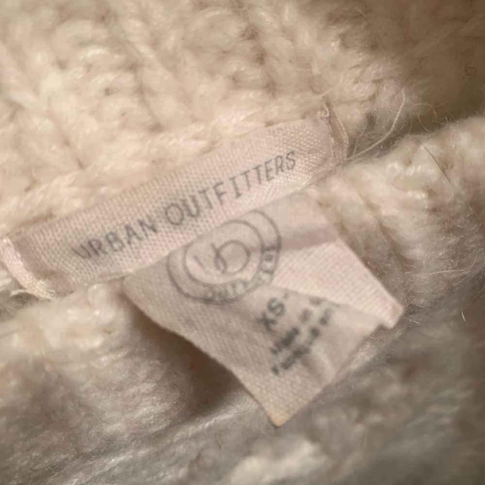 Urban Outfitters Sweater - Picture 2 of 2